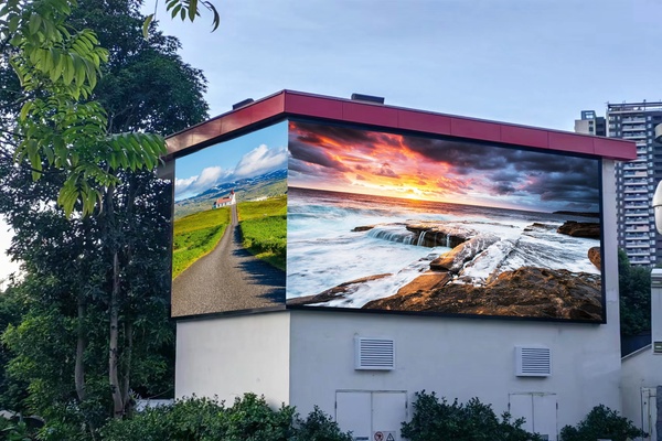 Pantallas LED para publicidad exterior: Cómo las empresas maximizan el impacto del marketing digital en exteriores.