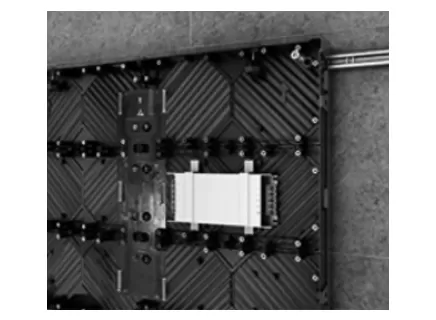 Montaje de superficie de pared